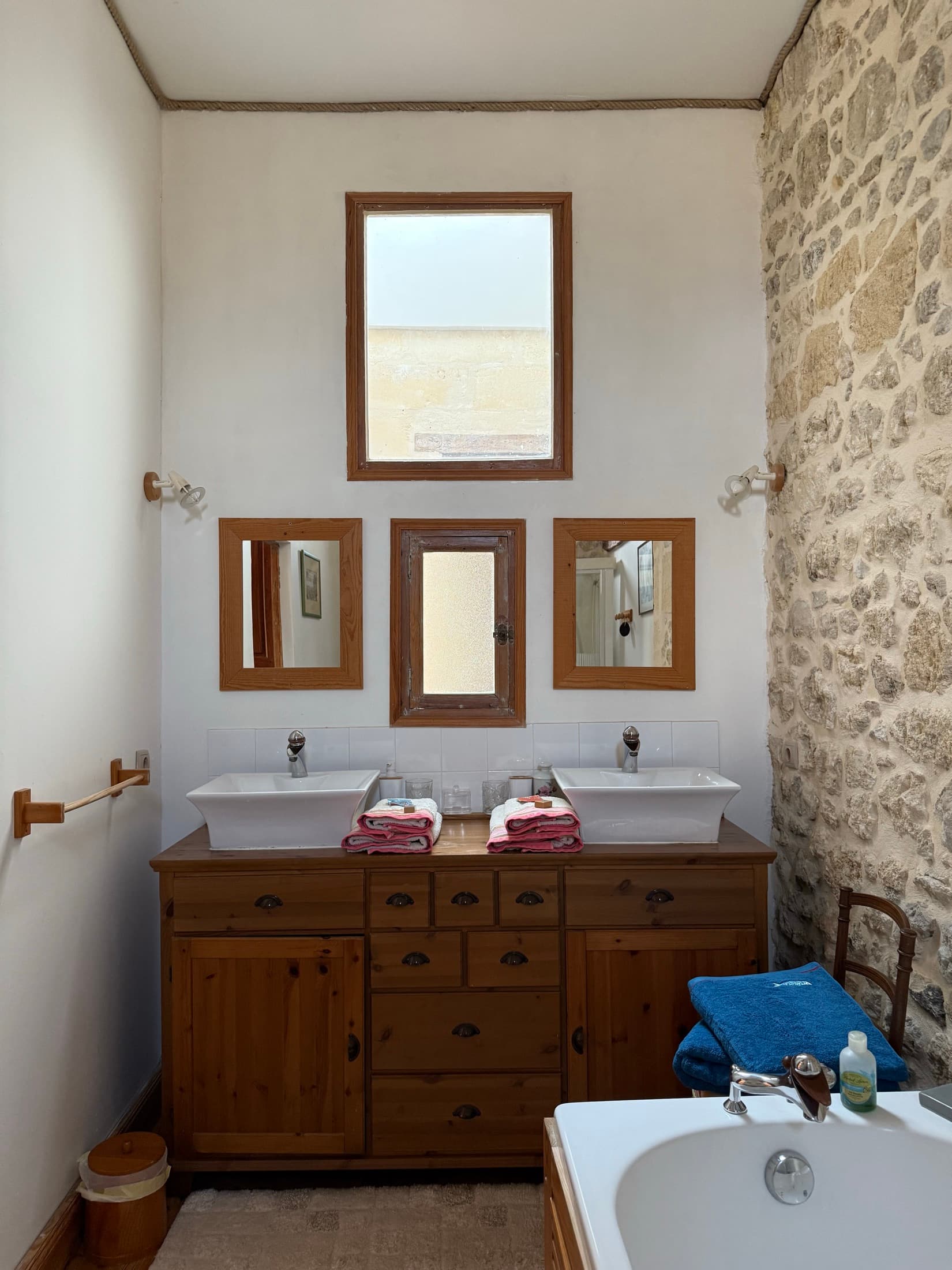 Bathroom of the Mascaret room